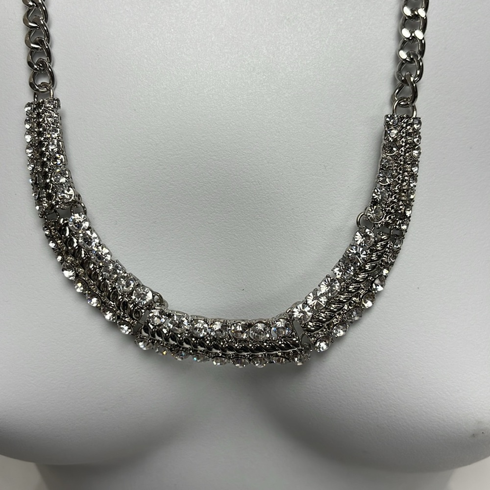 💦NWT Guess/Marciano  Necklace /Choker - Picture 4 of 4